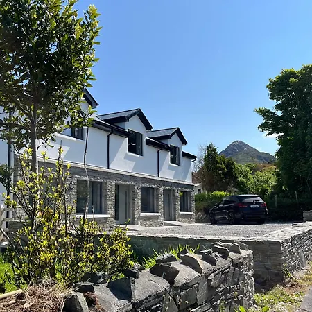 Casa vacanze Luxury 3 Bed Townhouse Village Connemara National Park