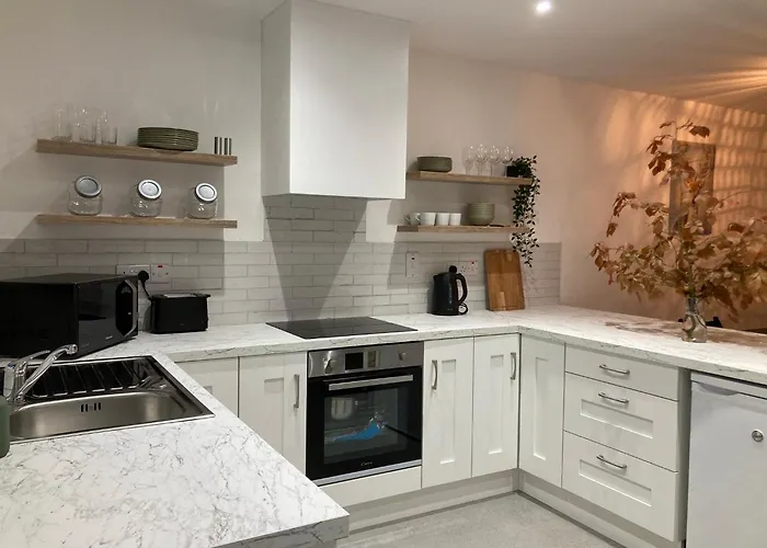 Boutique Village - Entrance To Connemara National Park Letterfrack