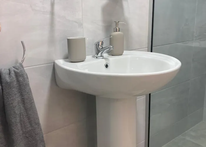 Boutique Village - Entrance To Connemara National Park Holiday home