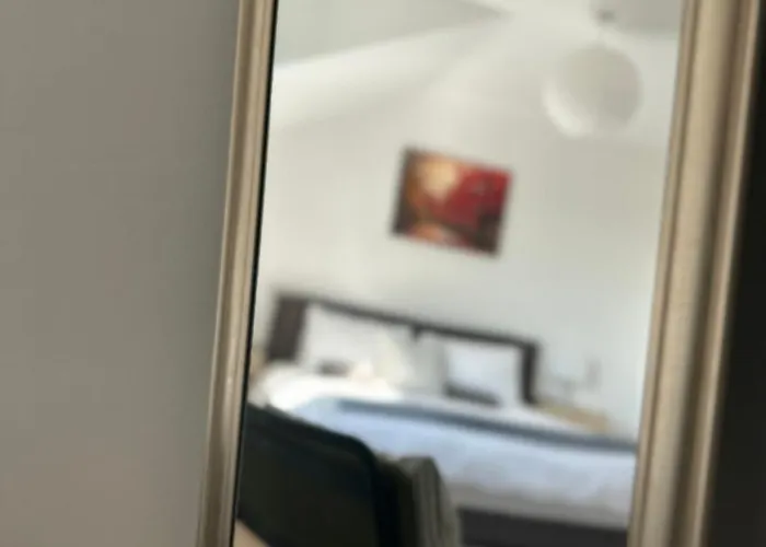 Holiday home Boutique Village - Entrance To Connemara National Park *