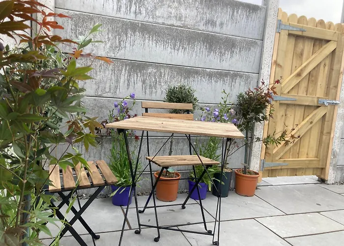 Boutique Village - Entrance To Connemara National Park